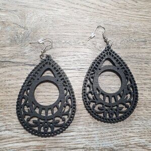 Black Filigree Teardrop Wooden Dangle Earrings Women Costume Fashion Hook Backs